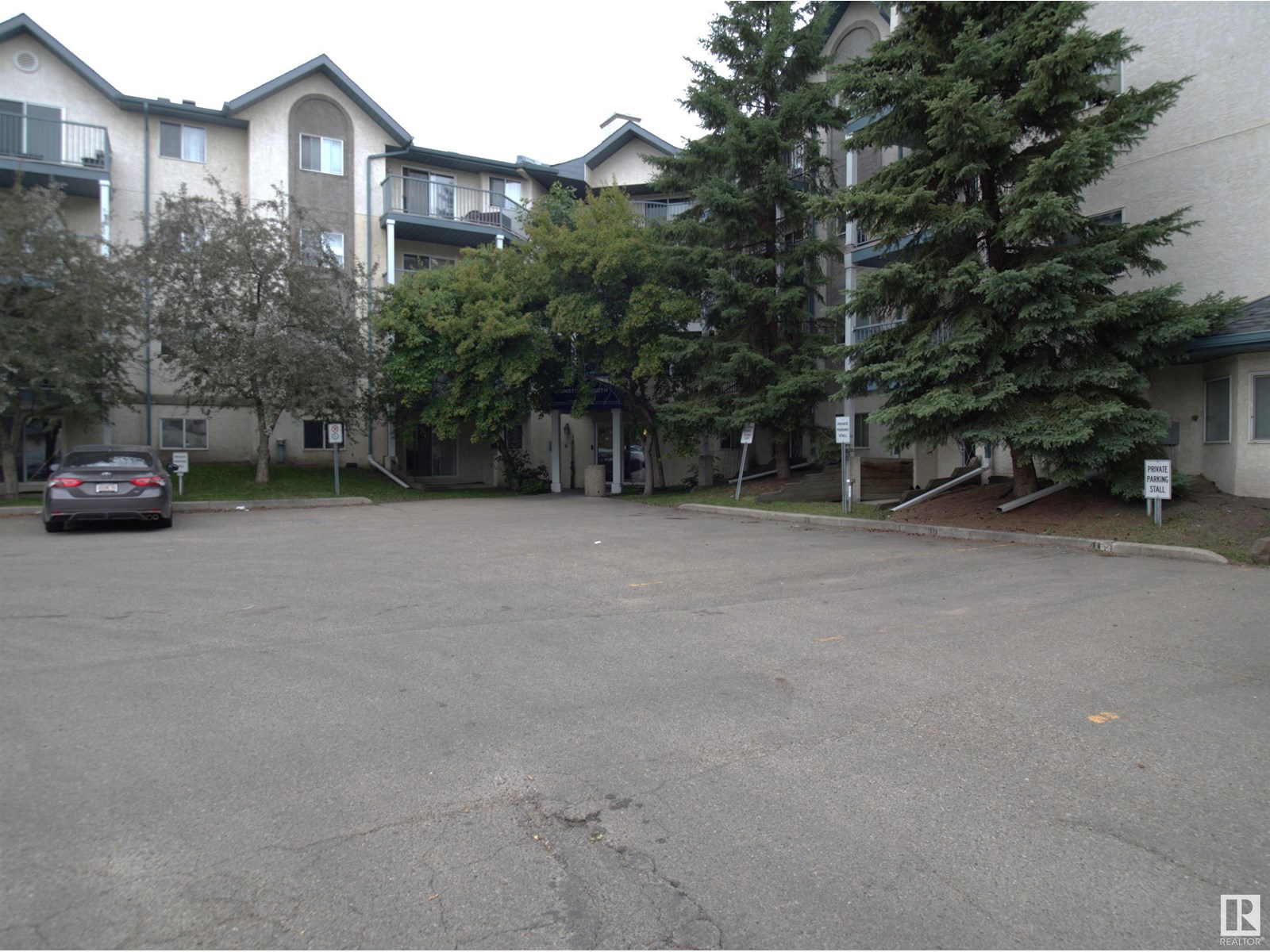 Photo 56 of 434 2520 50 St Nw, Edmonton AB