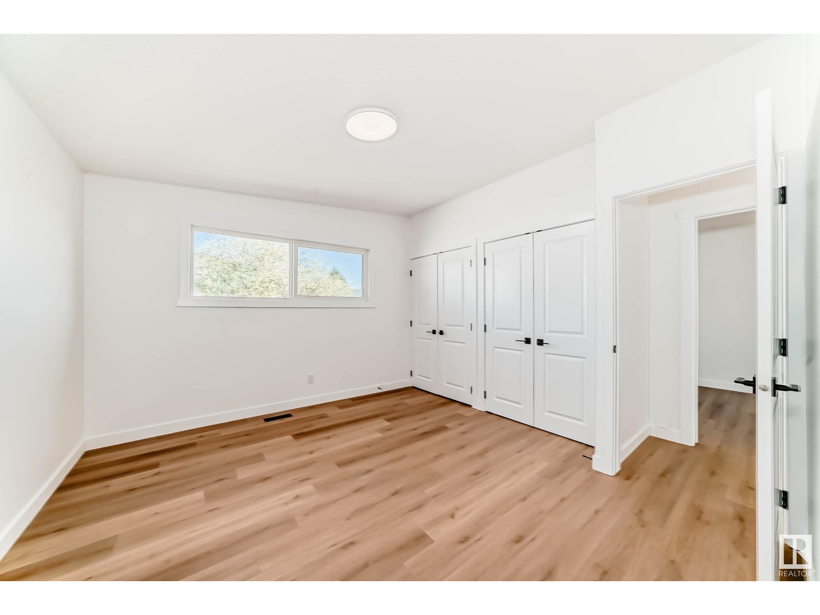 Photo 20 of 7220 152 A Ave Nw, Edmonton AB