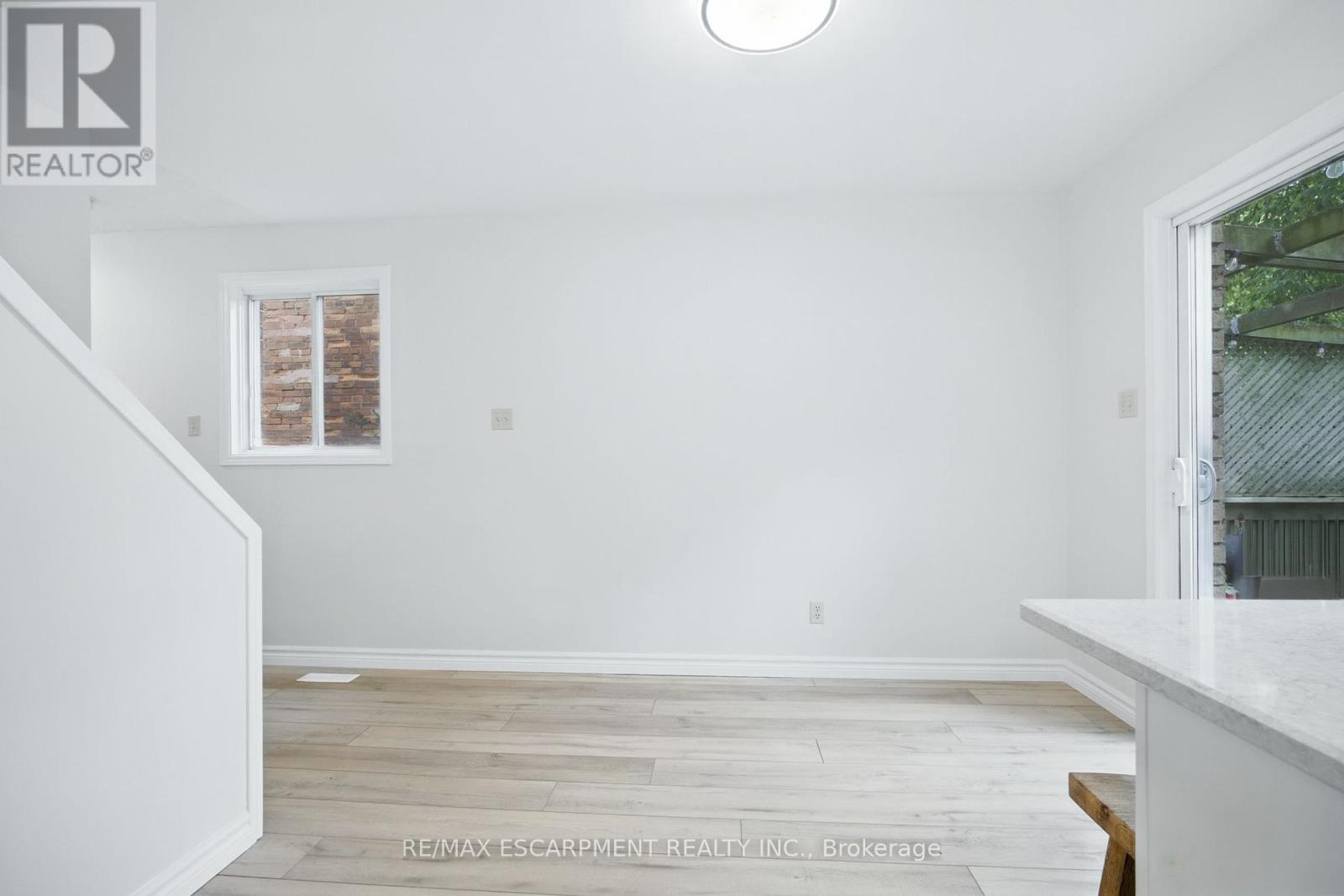Photo 4 of 38 Locke Street S, Hamilton ON
