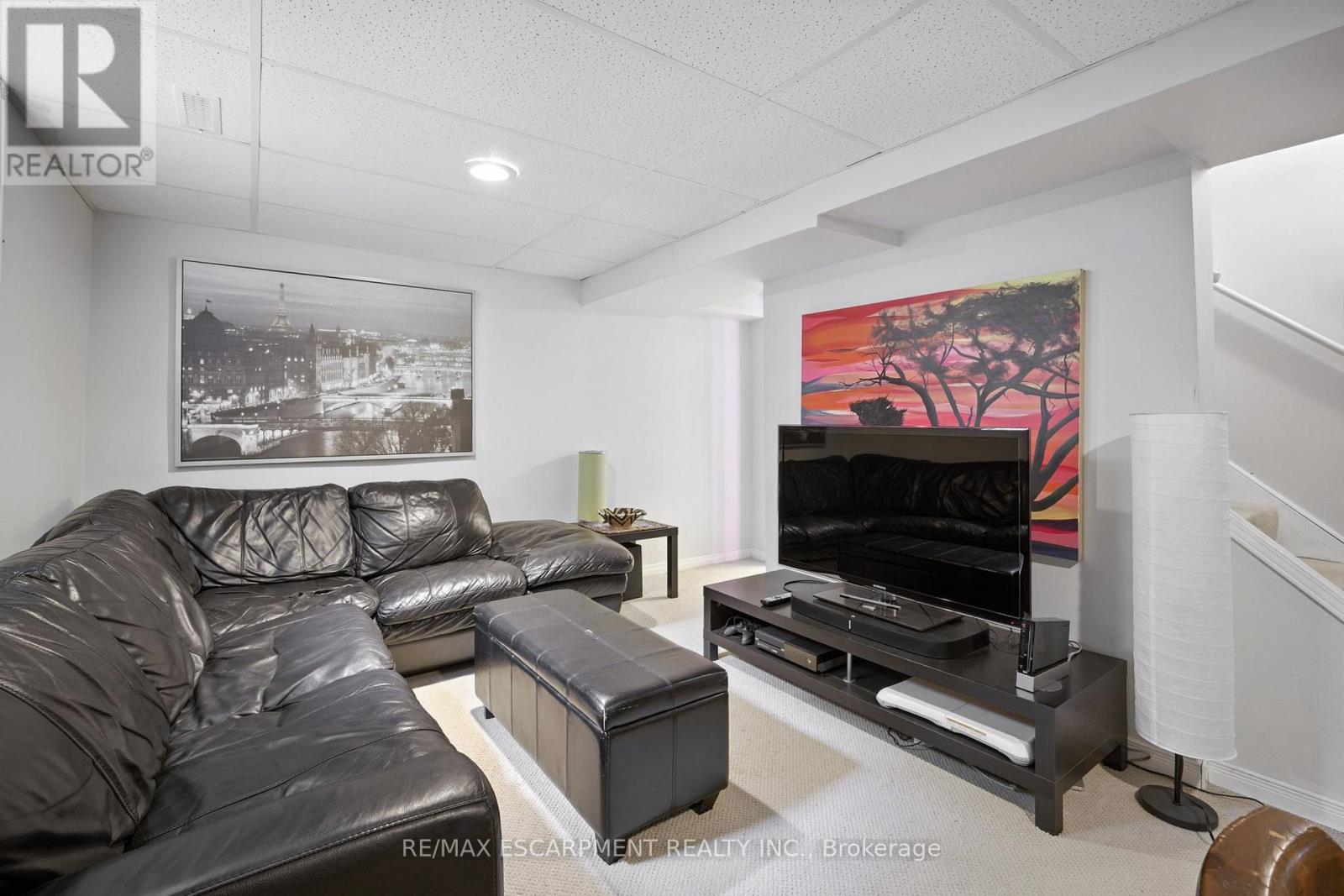 Photo 33 of 38 Locke Street S, Hamilton ON