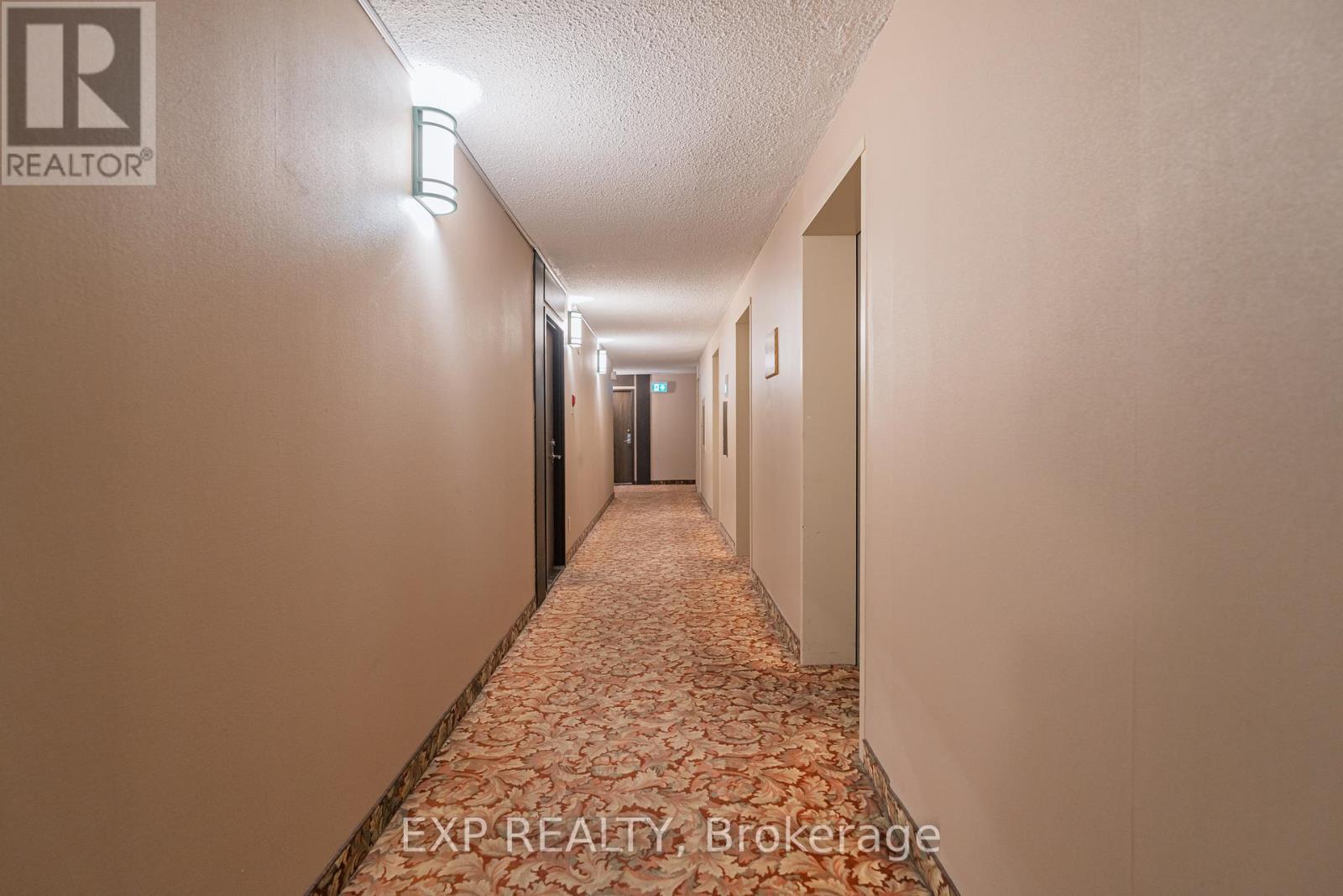 Photo 15 of 809 1785 Frobisher Lane, Ottawa ON