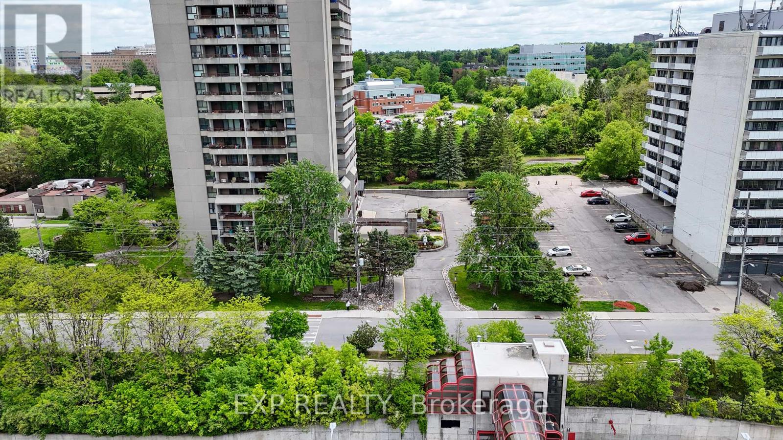 Photo 27 of 809 1785 Frobisher Lane, Ottawa ON