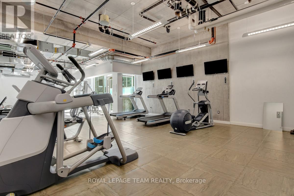 Photo 17 of 1410 111 Champagne Avenue S, Ottawa ON