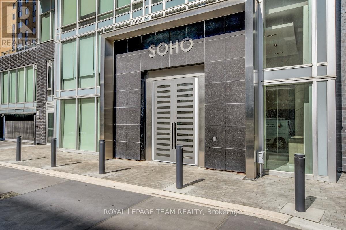 Photo 25 of 1410 111 Champagne Avenue S, Ottawa ON