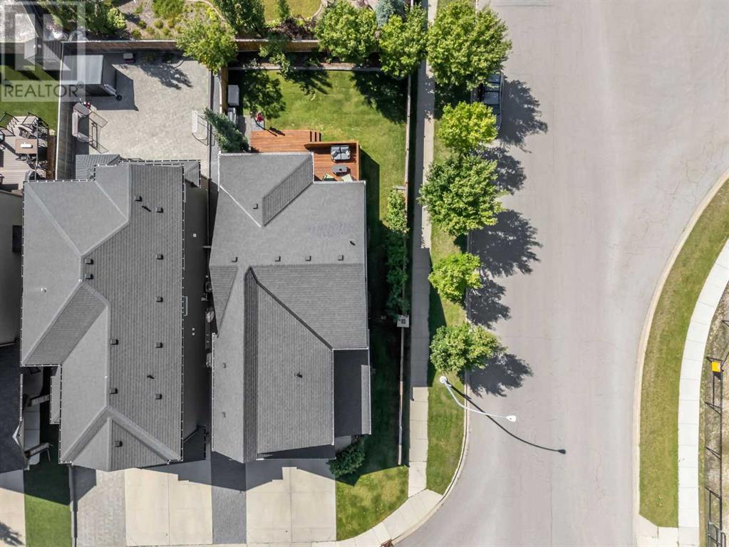 Single Family House for Sale in  Cougar Ridge Manor SW Cougar Ridge Calgary 