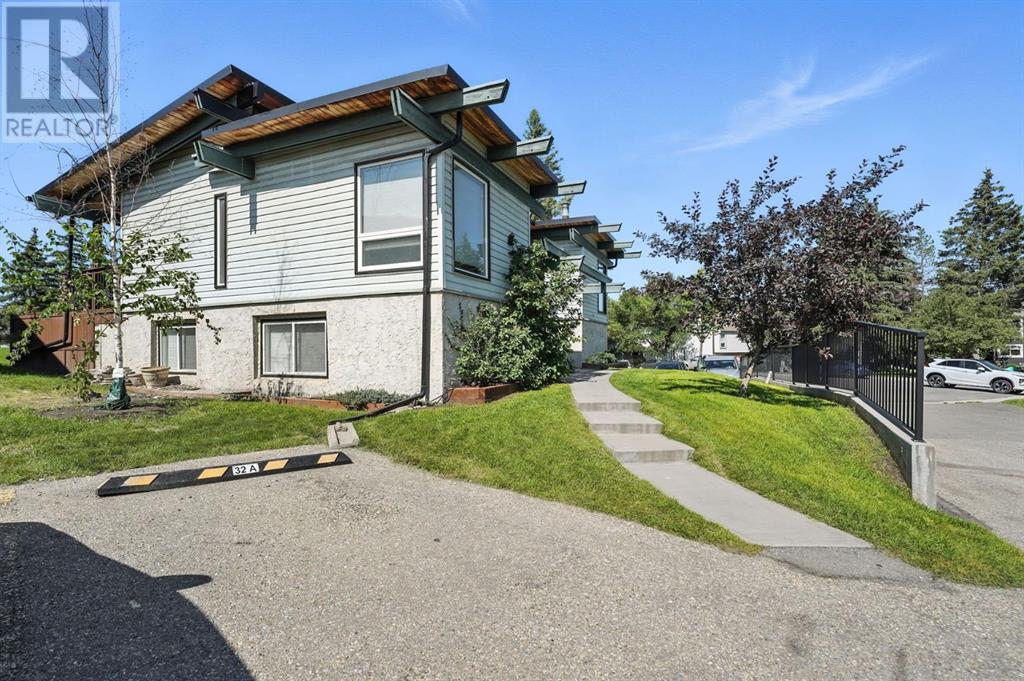 Single Family House Bi-level for Sale in A  Braxton Place SW Braeside Calgary 