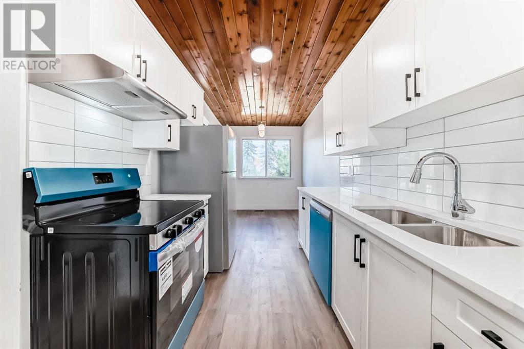 Single Family House Bi-level for Sale in B   Street SE Forest Lawn Calgary 