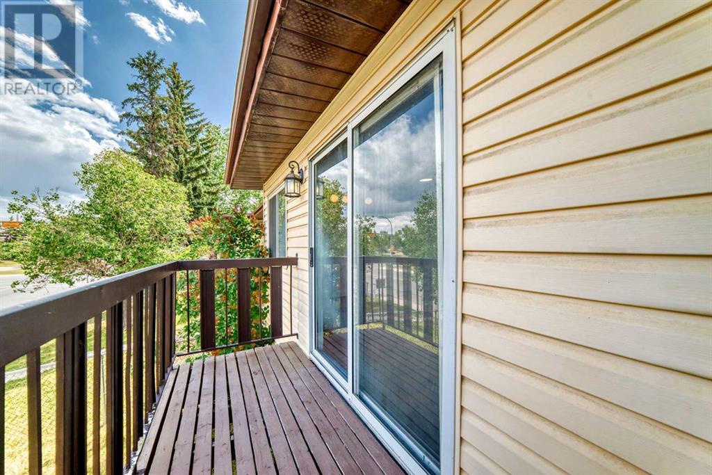 Single Family House Bi-level for Sale in B   Street SE Forest Lawn Calgary 
