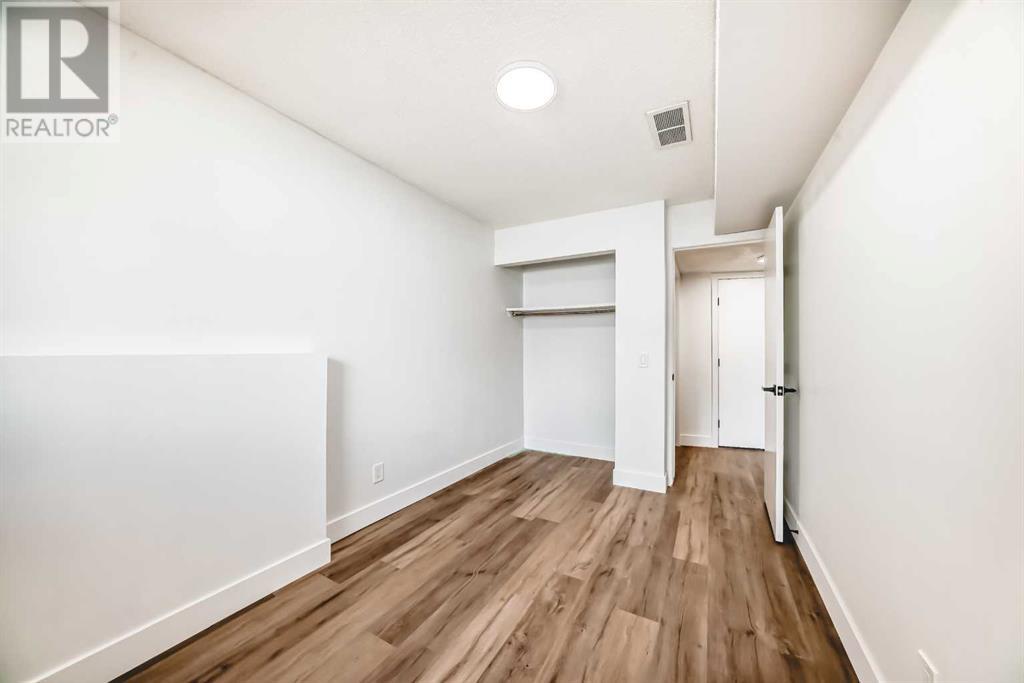 Single Family House Bi-level for Sale in B   Street SE Forest Lawn Calgary 