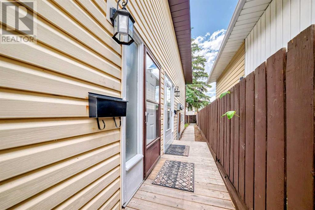 Single Family House Bi-level for Sale in B   Street SE Forest Lawn Calgary 