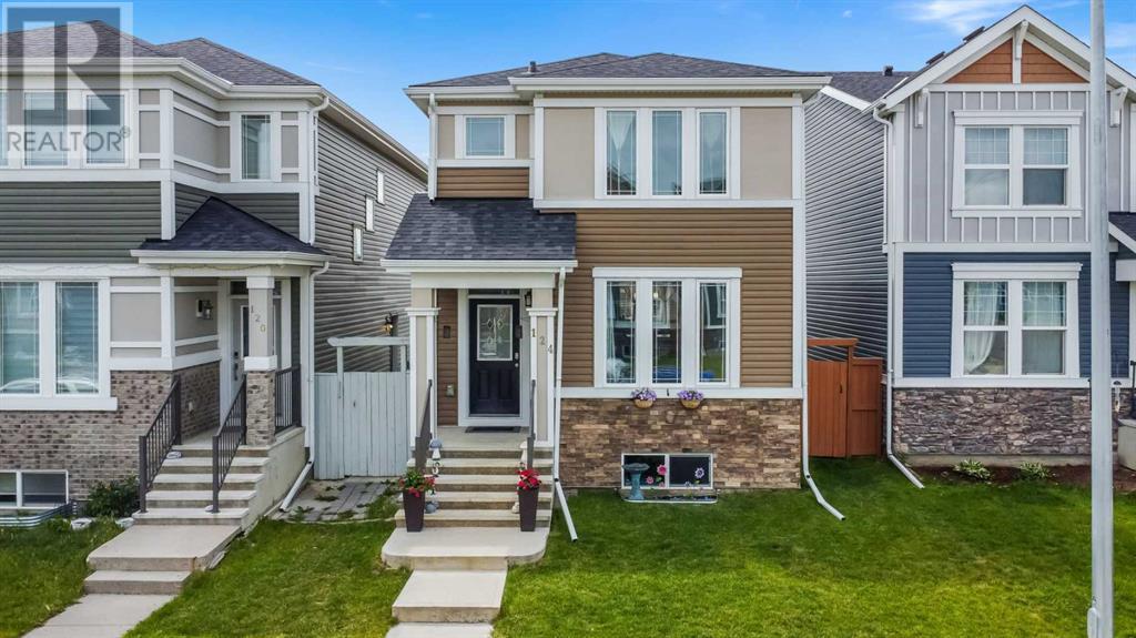 124 Red Embers Crescent NE, Calgary, Alberta