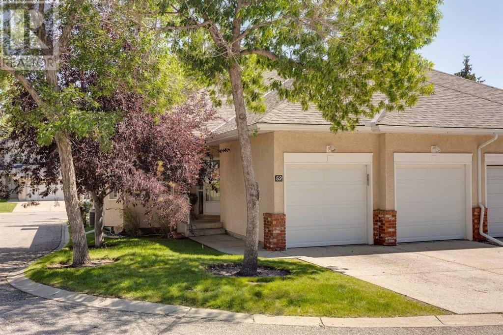 52 Harvest Lake Villas NE, Calgary, Alberta