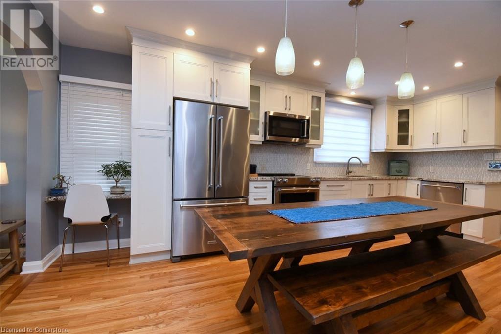 Photo 13 of 152 Glencairn Avenue, Hamilton ON
