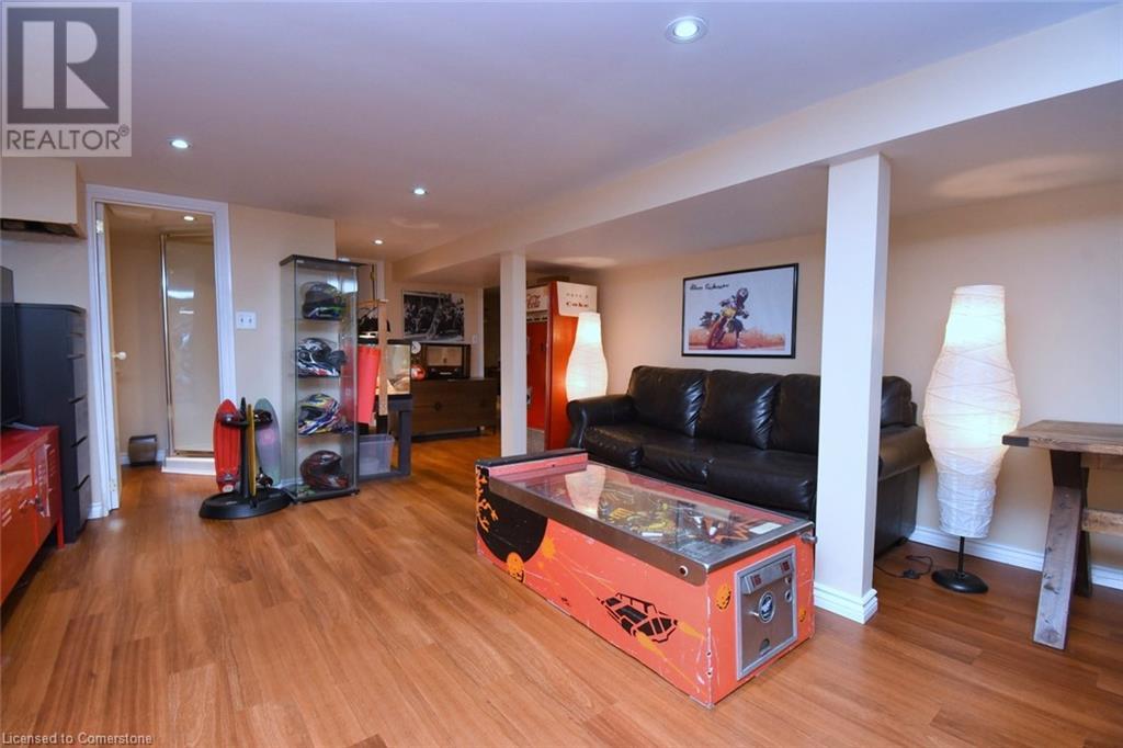 Photo 27 of 152 Glencairn Avenue, Hamilton ON