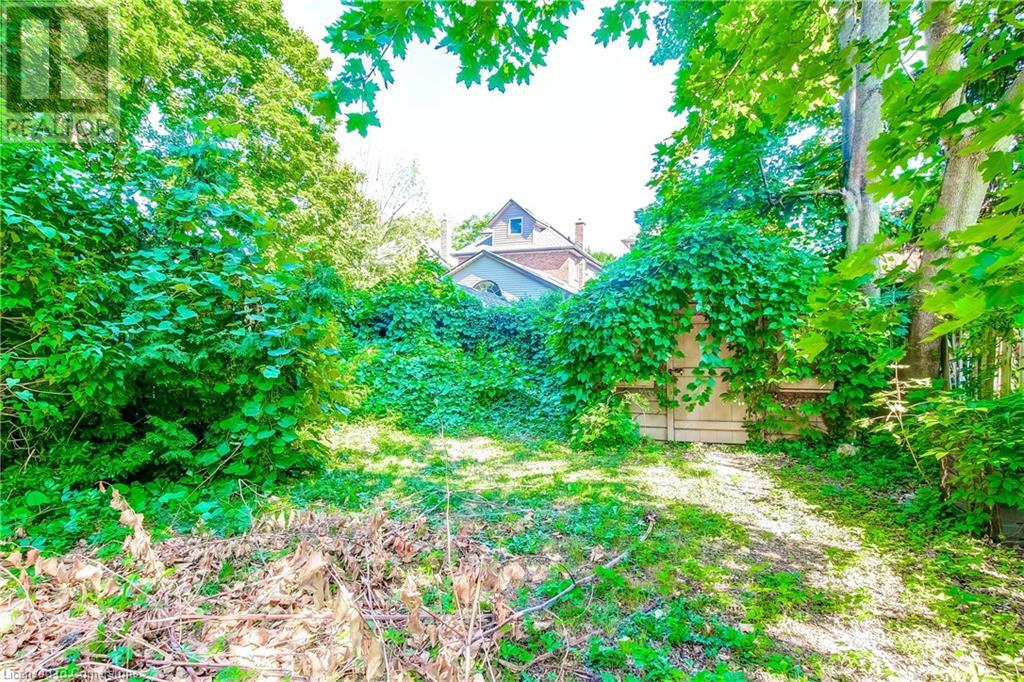 Photo 20 of 110 Dromore Crescent, Hamilton ON