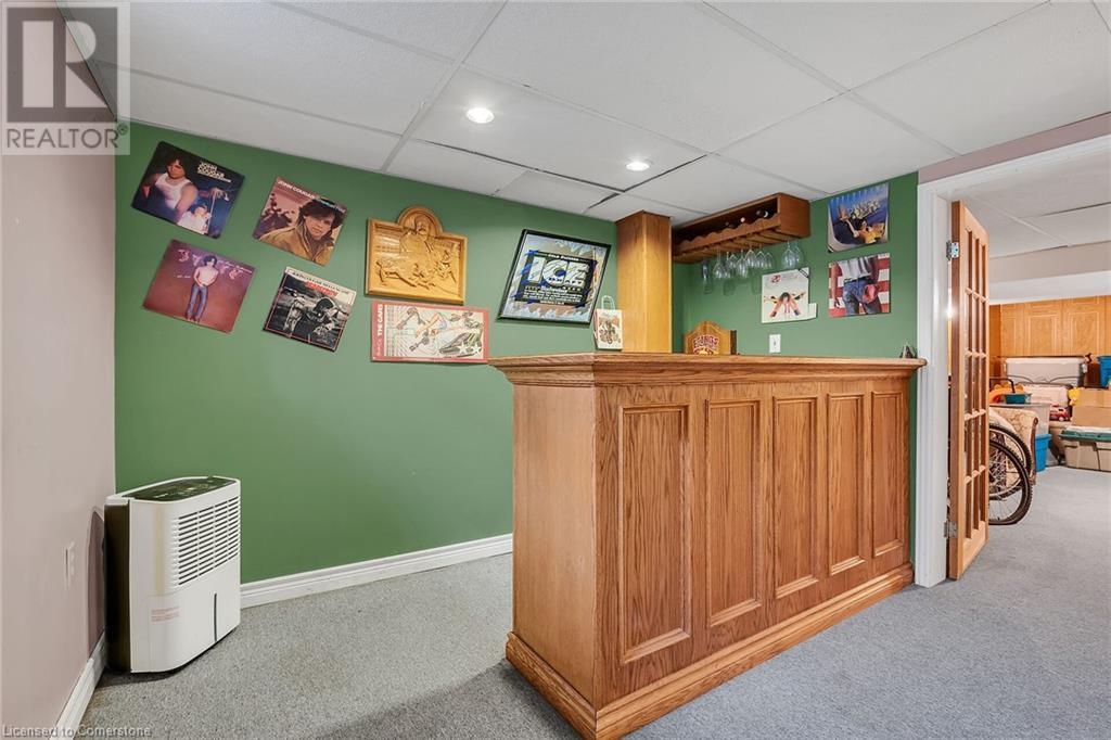 Photo 36 of 45 Dublin Drive, Hamilton ON