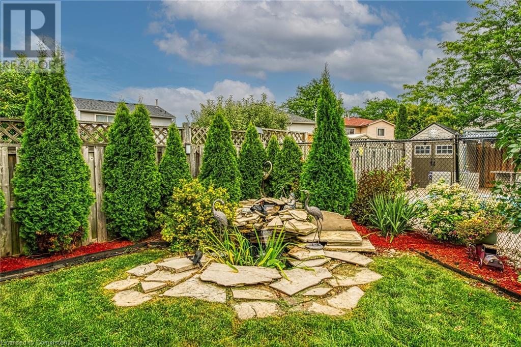Photo 43 of 45 Dublin Drive, Hamilton ON