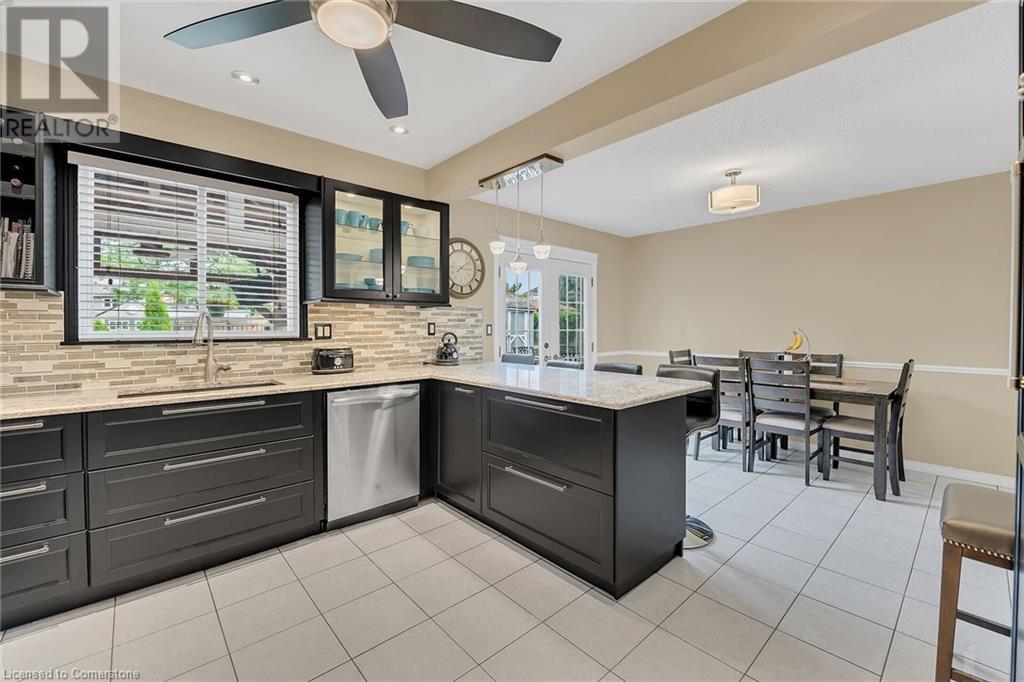 Photo 9 of 45 Dublin Drive, Hamilton ON