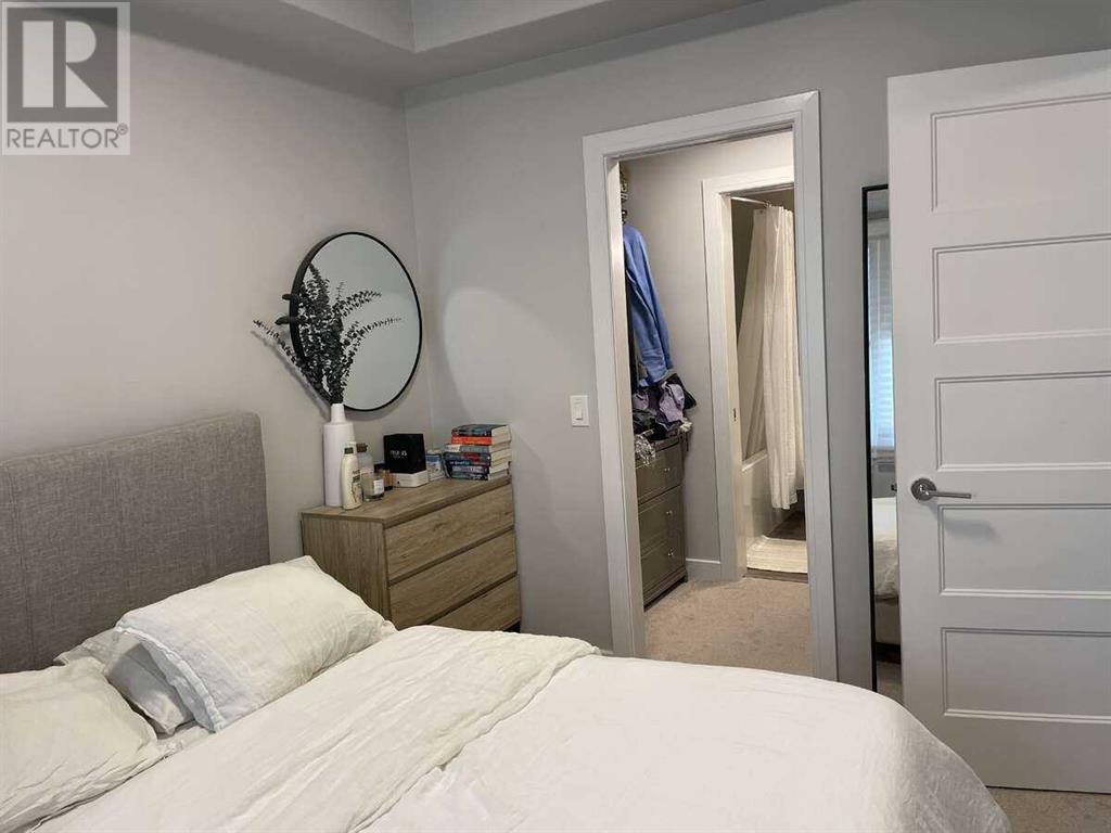 Single Family House for Sale in   Greenbriar Place NW Greenwood/Greenbriar Calgary 
