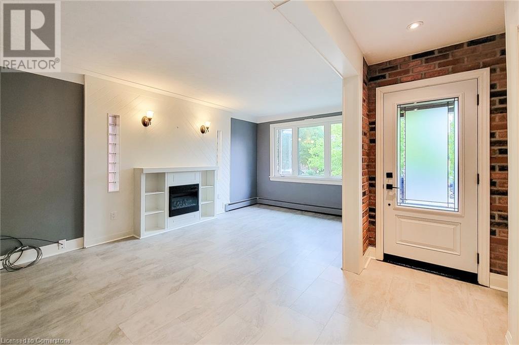 Photo 10 of 156 Park Row S, Hamilton ON