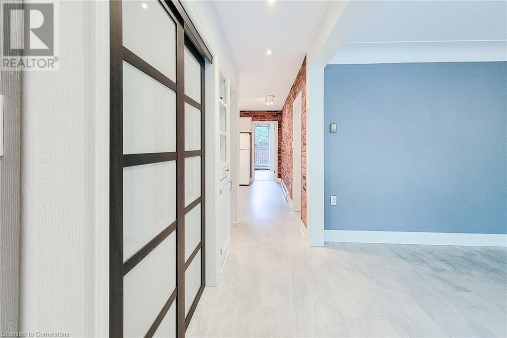 Photo 12 of 156 Park Row S, Hamilton ON