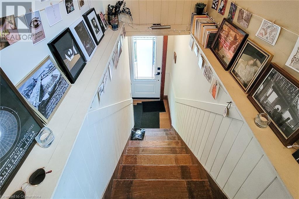 Photo 25 of 156 Park Row S, Hamilton ON