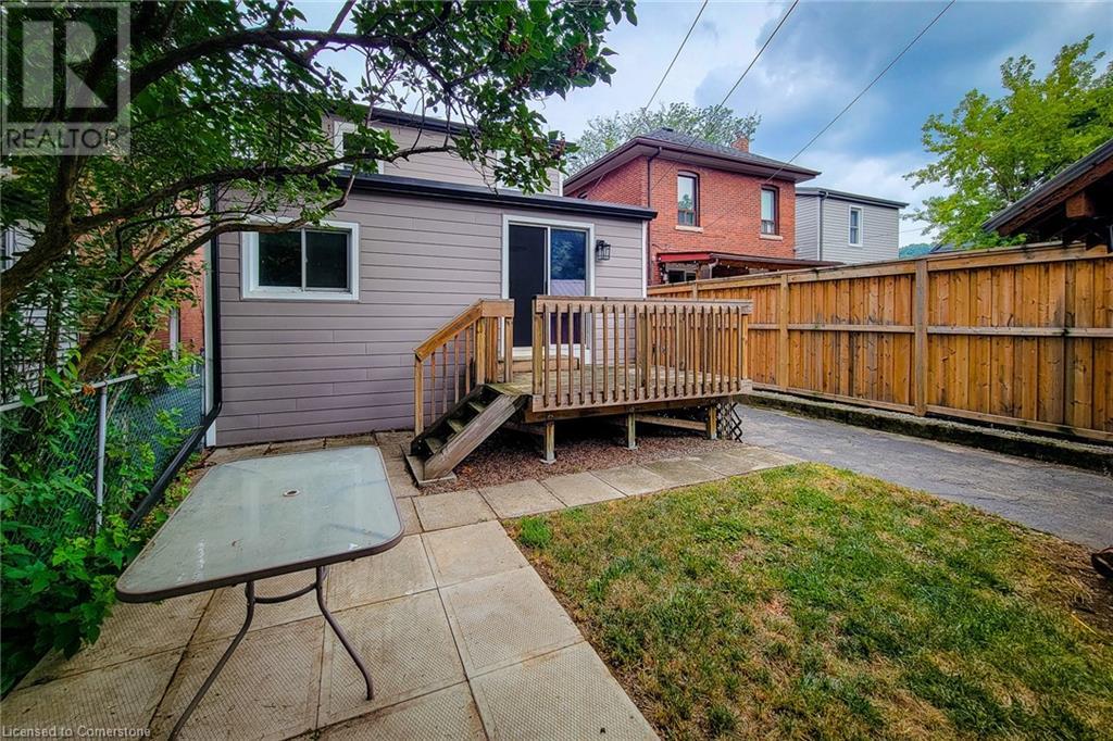 Photo 41 of 156 Park Row S, Hamilton ON