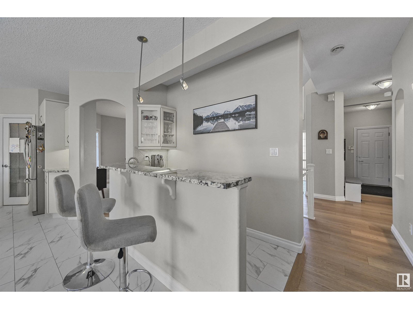 Photo 18 of 1516 Thorogood Cl Nw, Edmonton AB