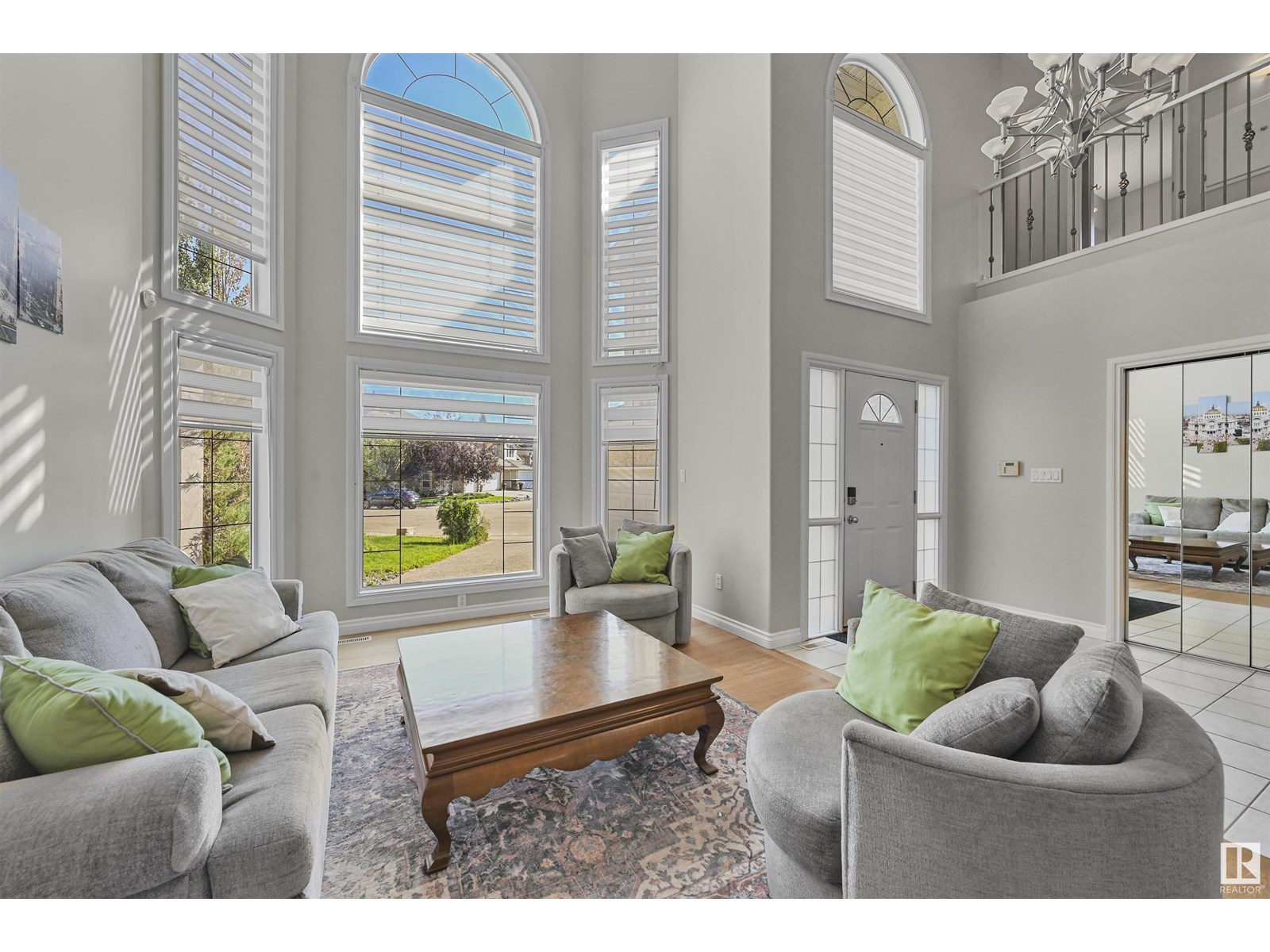 Photo 2 of 1516 Thorogood Cl Nw, Edmonton AB