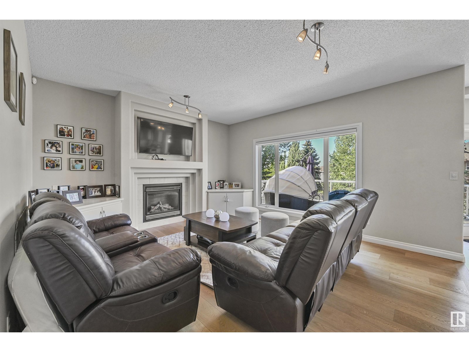Photo 20 of 1516 Thorogood Cl Nw, Edmonton AB