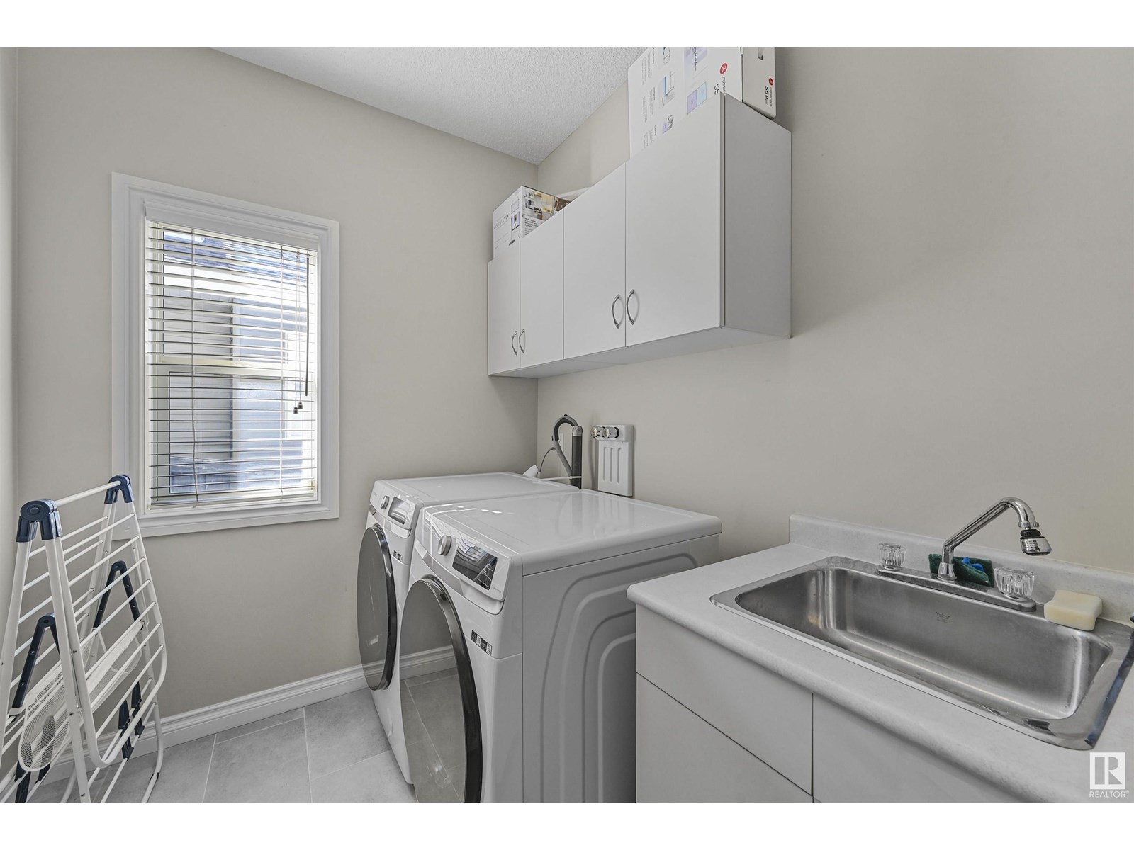 Photo 28 of 1516 Thorogood Cl Nw, Edmonton AB