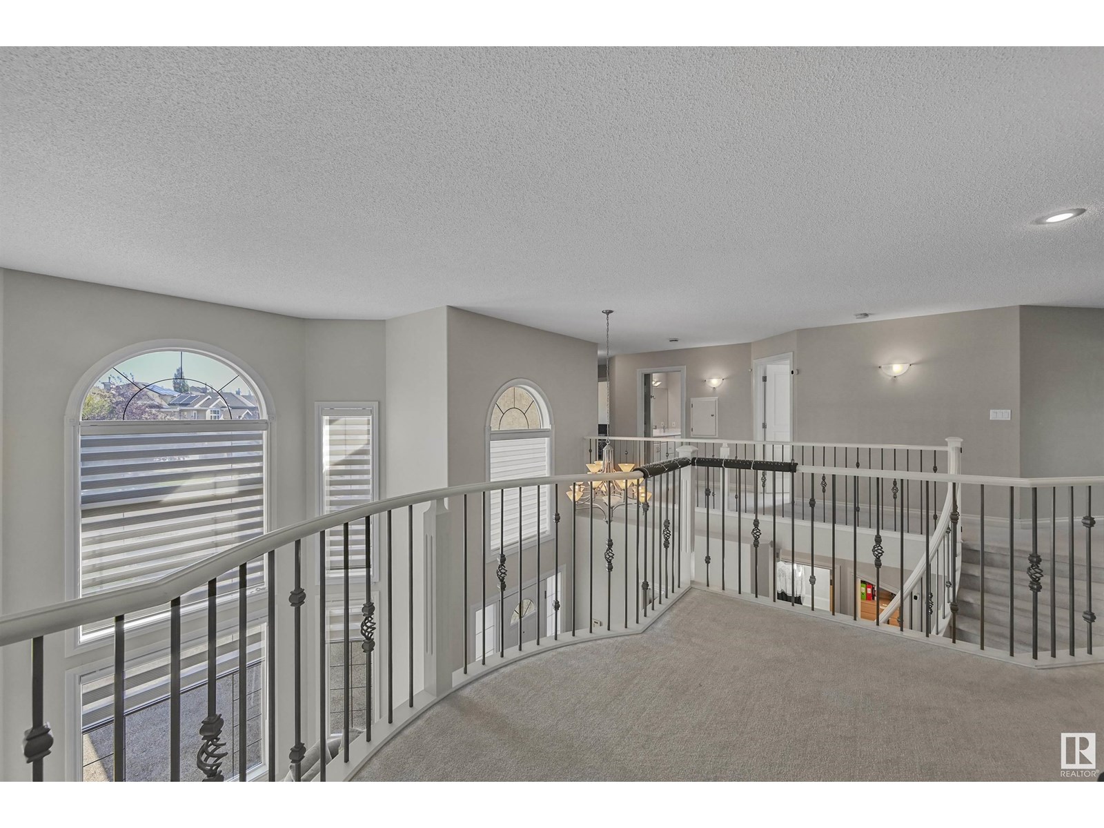 Photo 31 of 1516 Thorogood Cl Nw, Edmonton AB