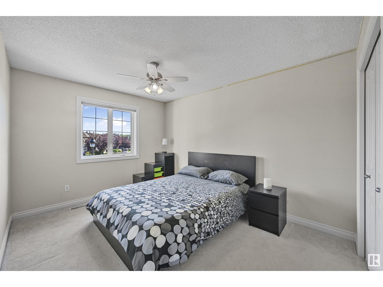 Photo 39 of 1516 Thorogood Cl Nw, Edmonton AB