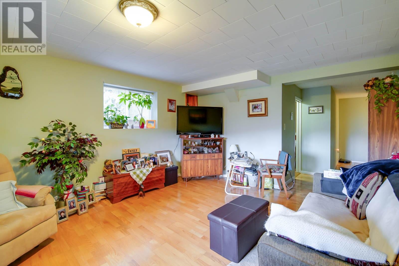 2374 Anderson Ave, Port Alberni