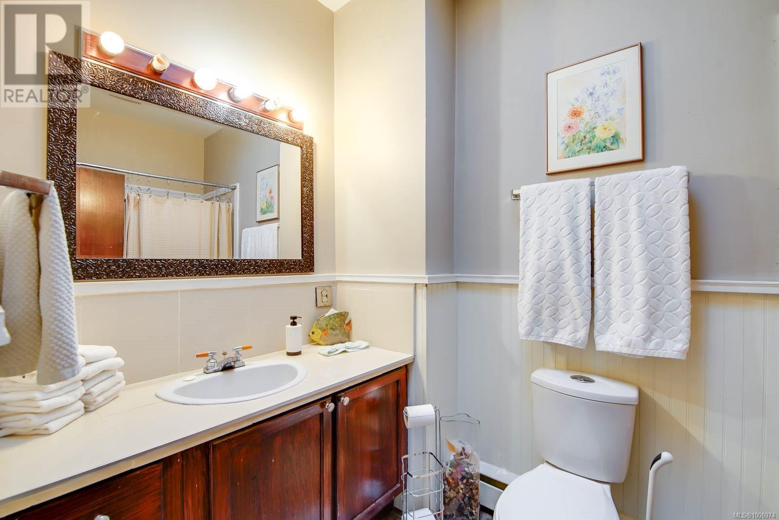 2374 Anderson Ave, Port Alberni