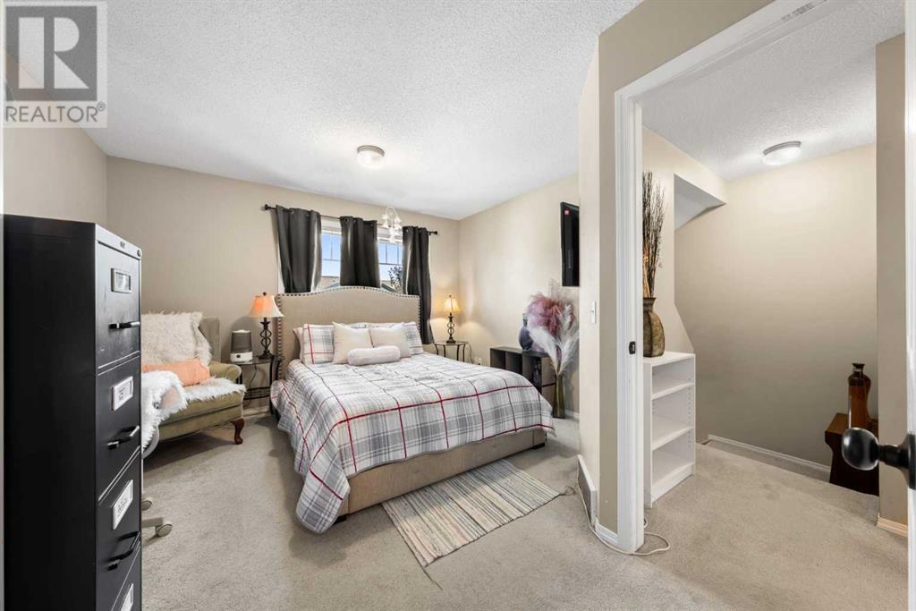 Single Family House for Sale in  Everstone Place SW Evergreen Calgary 