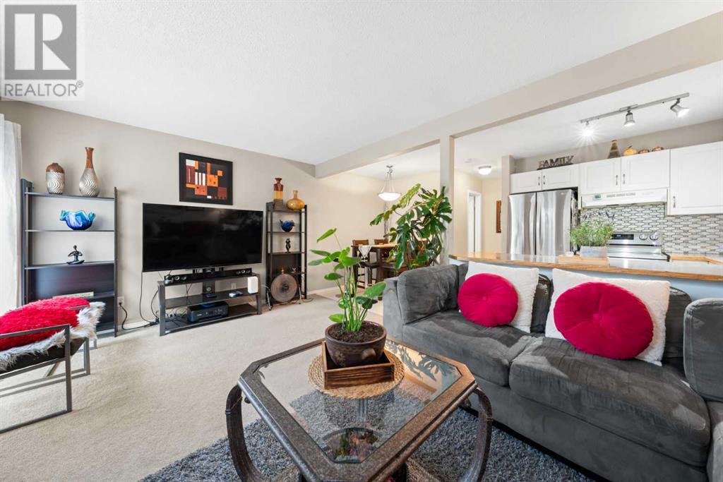 Single Family House for Sale in  Everstone Place SW Evergreen Calgary 