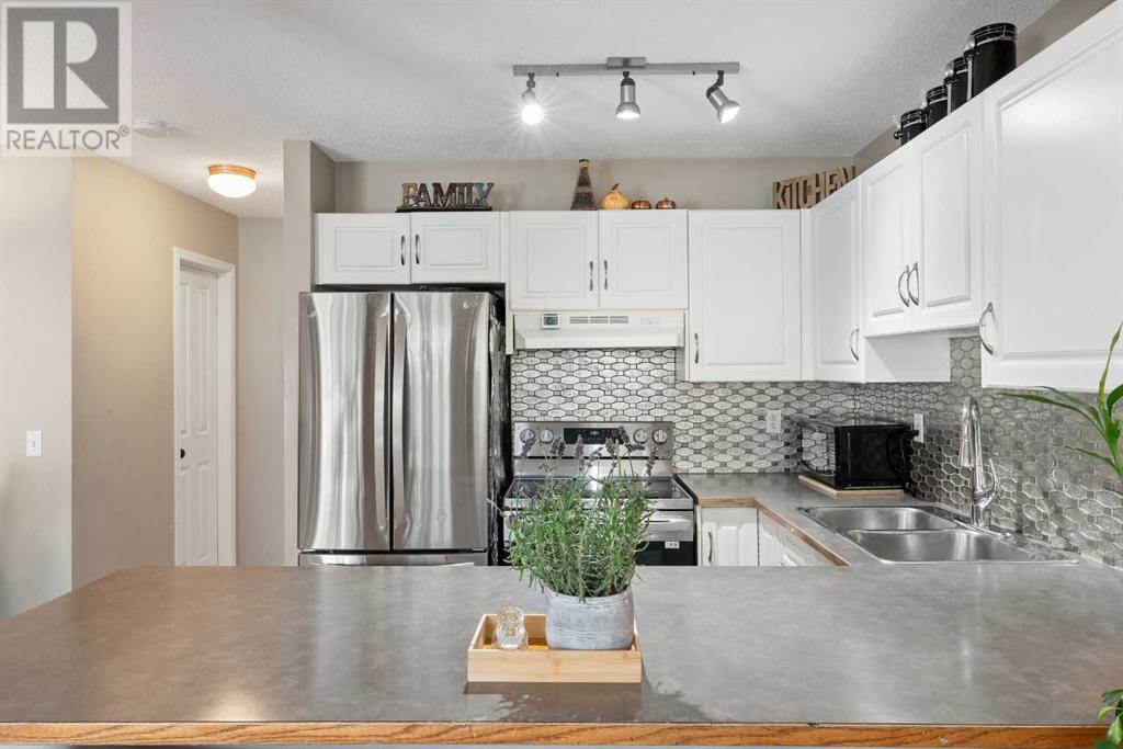 Single Family House for Sale in  Everstone Place SW Evergreen Calgary 