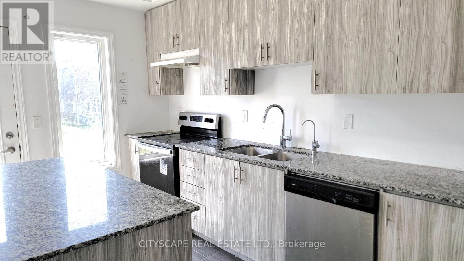 Photo 15 of 228 Ridley Crescent, Southgate ON