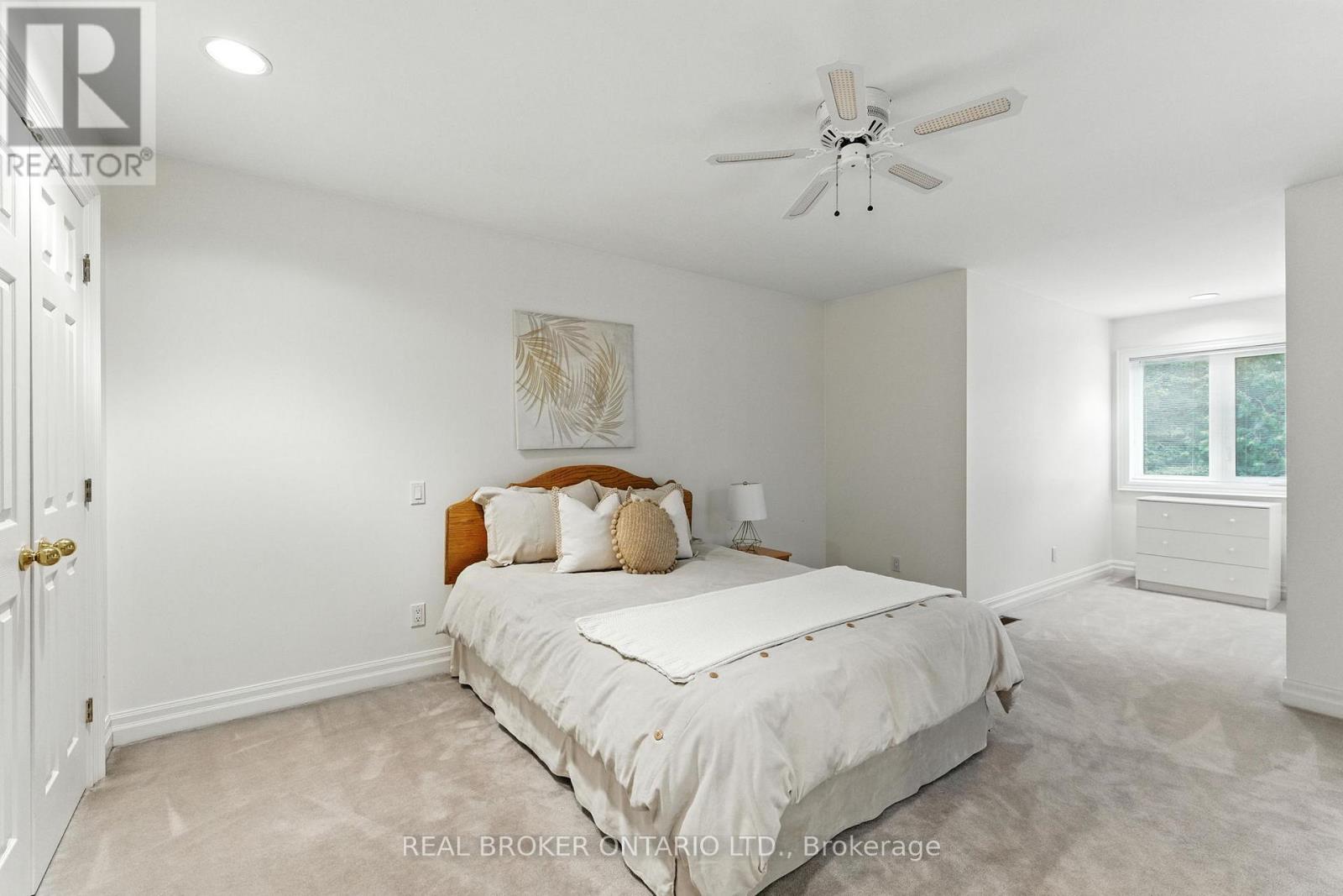Photo 31 of 31 Cullum Drive, Hamilton ON