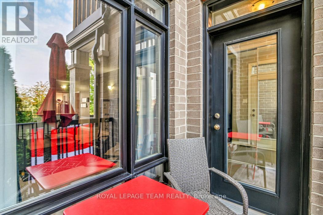 Photo 15 of 604 Brian Good Avenue, Ottawa ON
