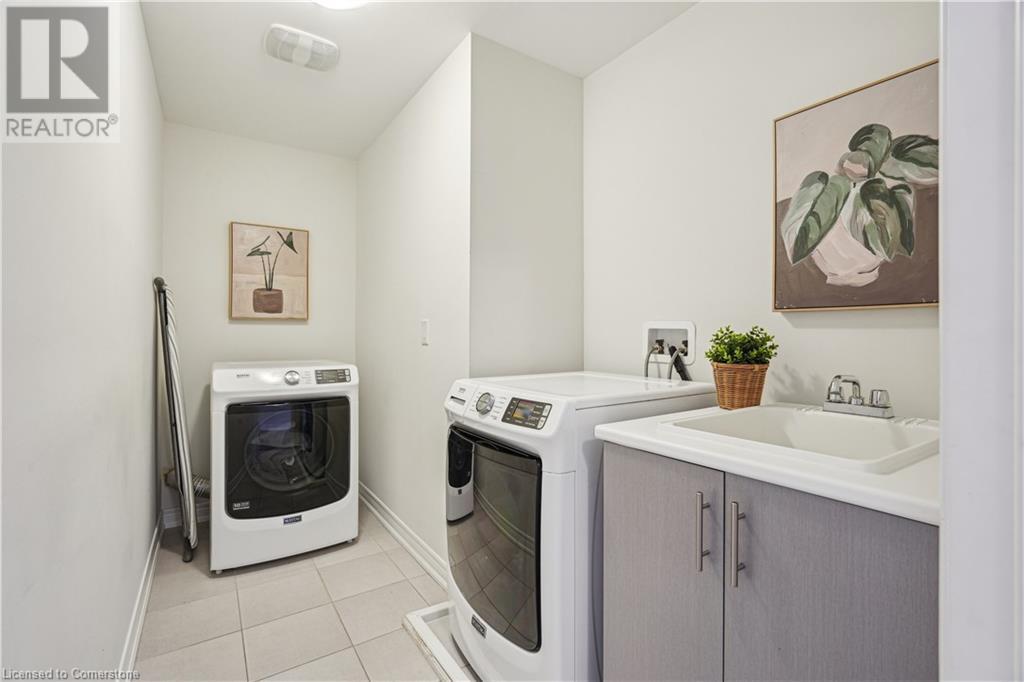 Photo 33 of 132 Drexler Avenue, Rockwood ON