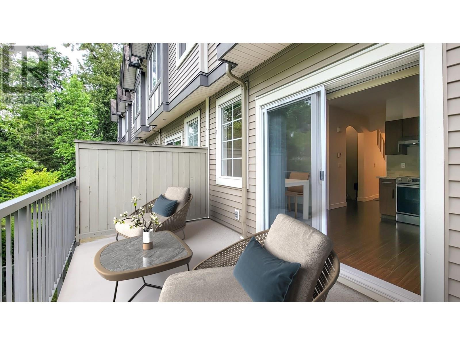 Photo 12 of 24 8533 Cumberland Place, Burnaby BC