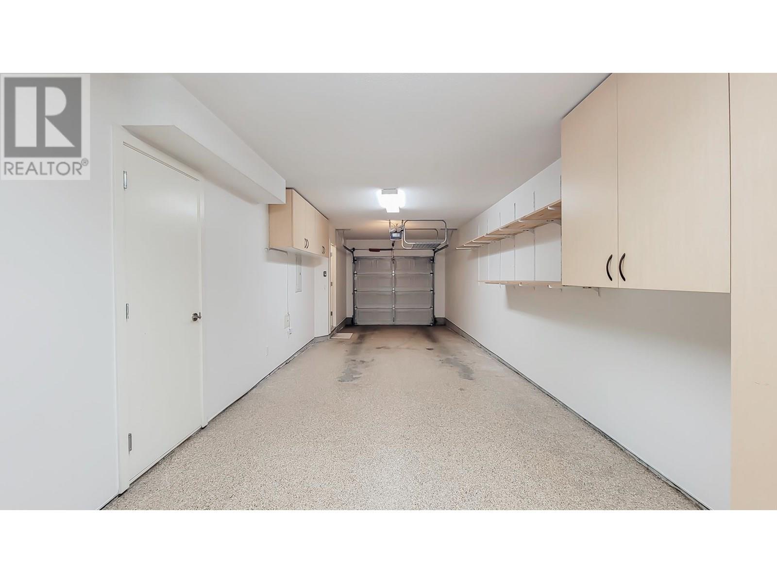 Photo 23 of 24 8533 Cumberland Place, Burnaby BC