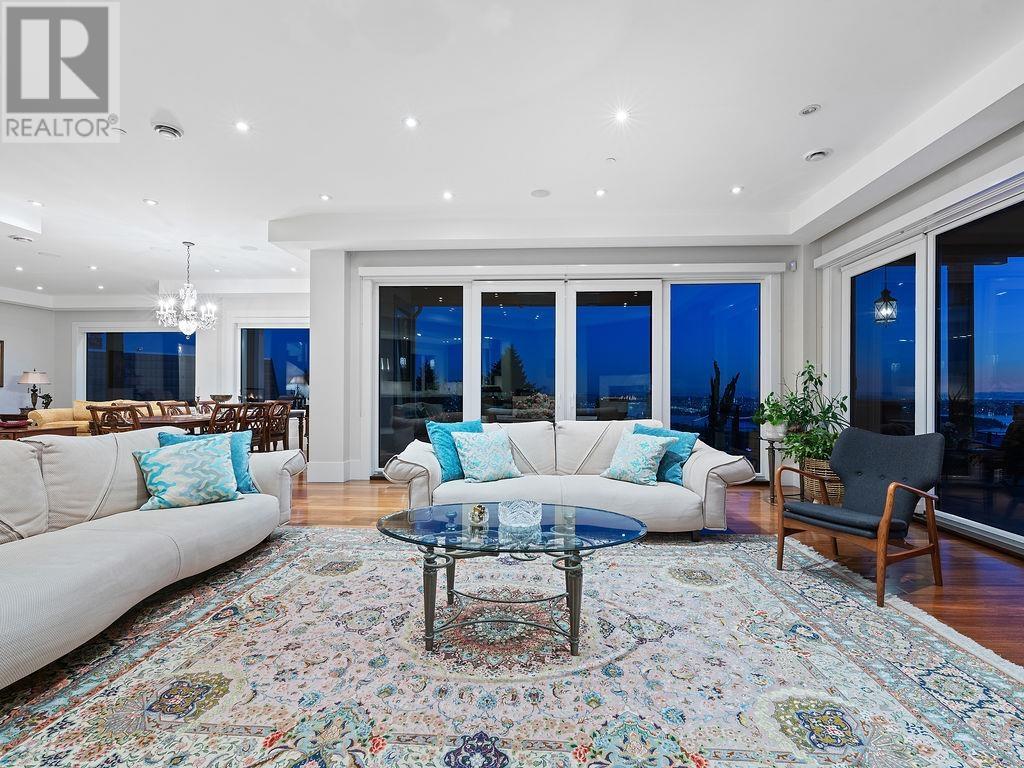 1355 WHITBY ROAD, West Vancouver