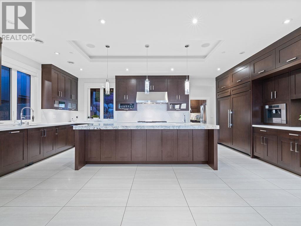 1355 WHITBY ROAD, West Vancouver
