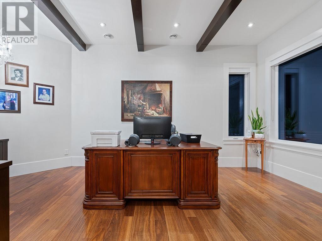 1355 WHITBY ROAD, West Vancouver