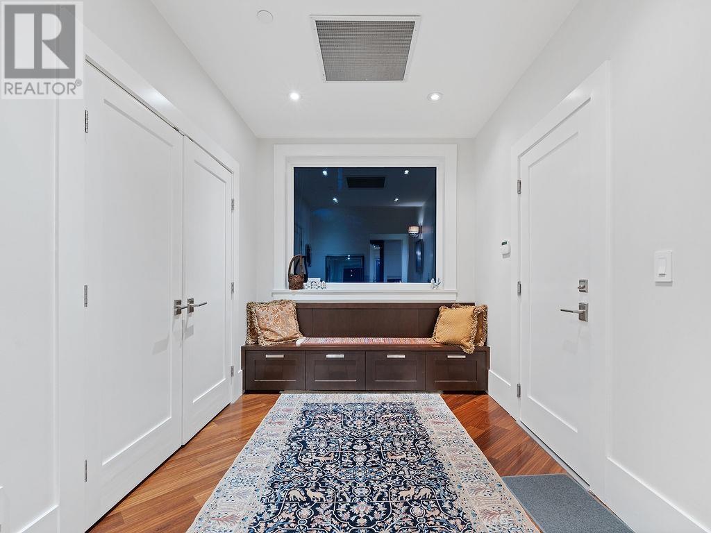 1355 WHITBY ROAD, West Vancouver