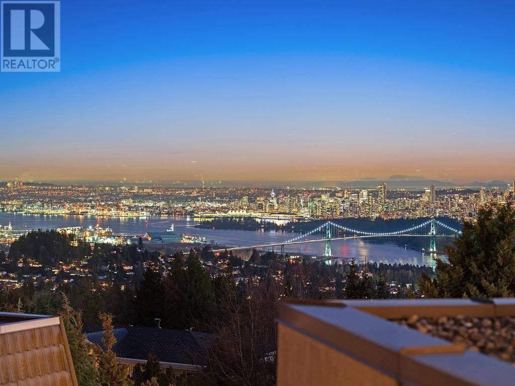 1355 WHITBY ROAD, West Vancouver