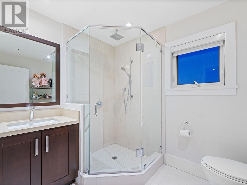 1355 WHITBY ROAD, West Vancouver